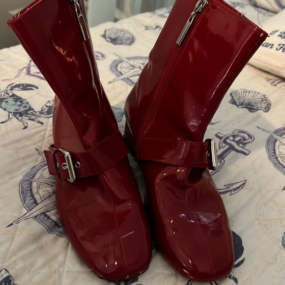 Nine West patent leather boots - Picture 1 of 4